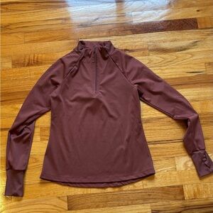 Long sleeve workout top